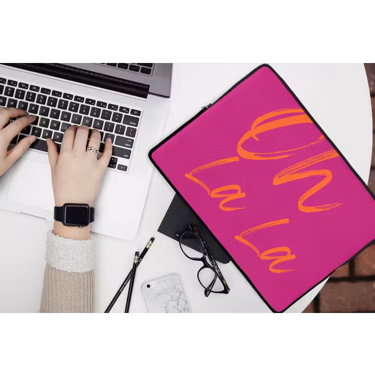 Oh la la - Oranje - Roze laptophoes neopreen klein -bureau