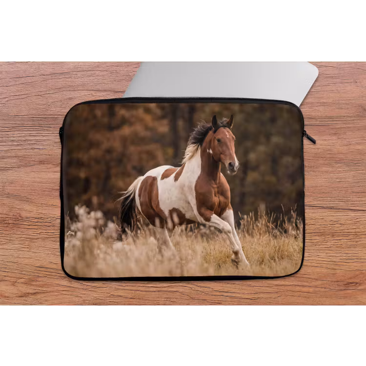 Paard - Bruin - Gras laptophoes neopreen klein -tafel