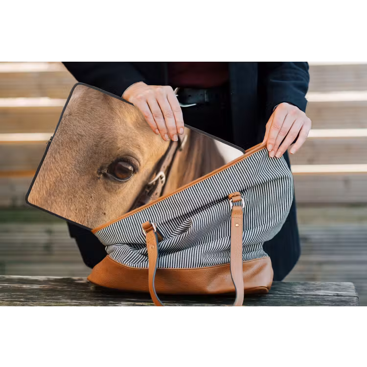 Paard - Oog - Bruin laptophoes neopreen klein -tas