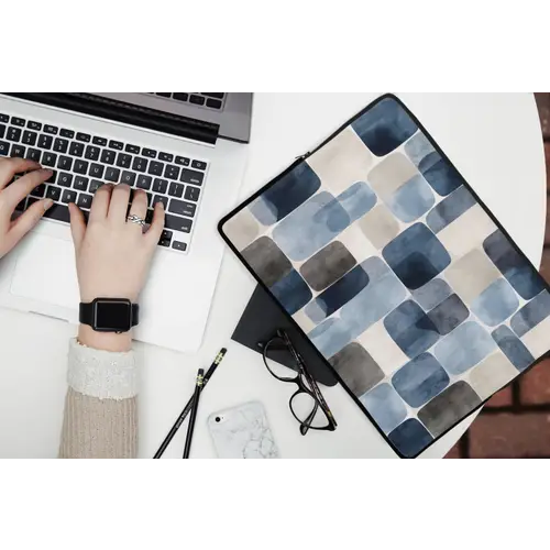 Patroon - Blauw - Vierkanten laptophoes neopreen klein -bureau
