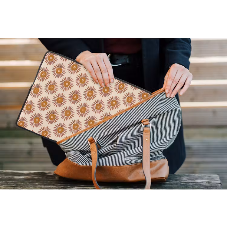 Patroon - Retro - Bruin laptophoes neopreen klein 279 -tas