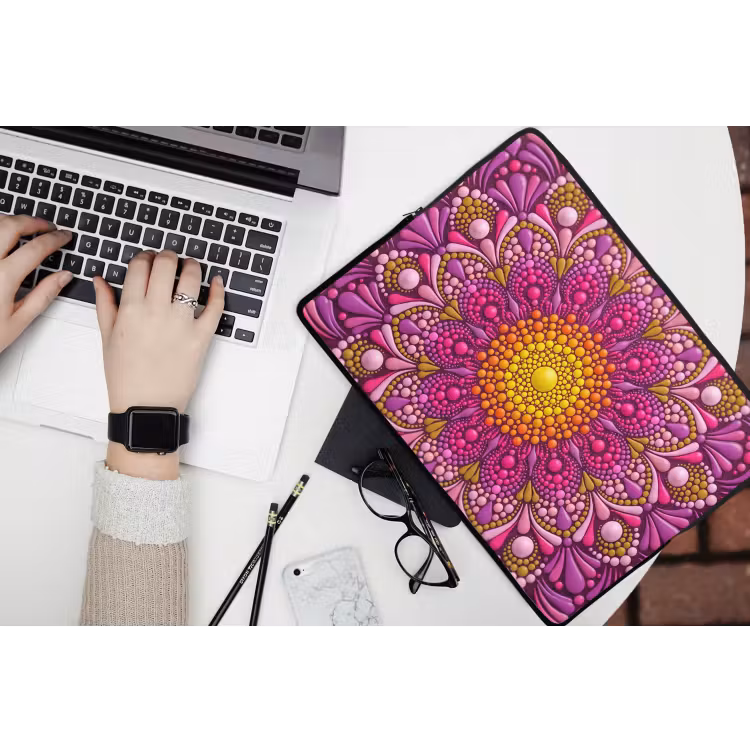Patroon - Stippen - Abstract - Kleurrijk laptophoes neopreen klein -bureau