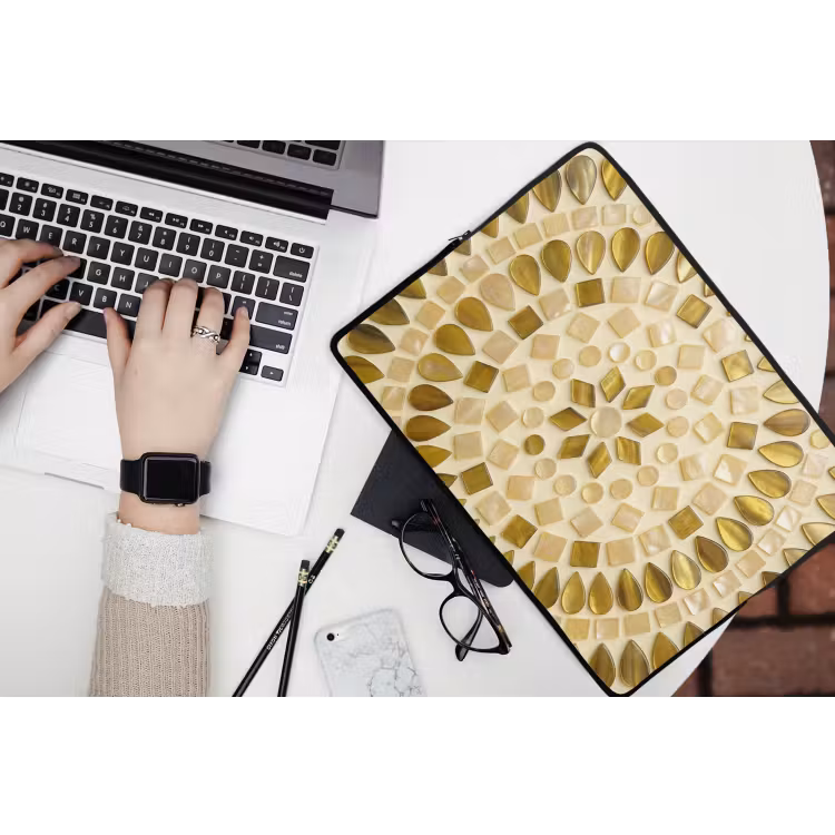 Patroon - Vormen - Mozaïek - Abstract - Goud laptophoes neopreen klein -bureau
