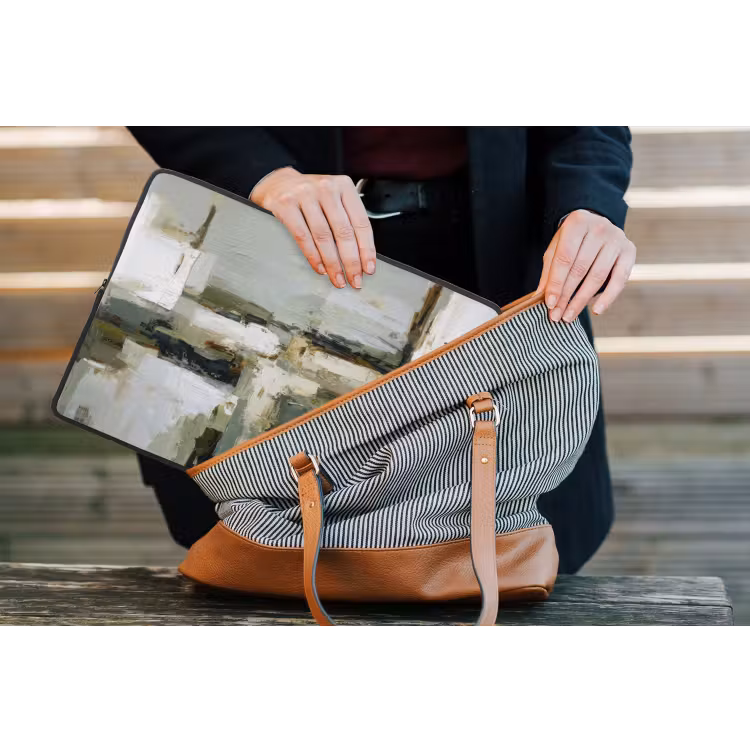 Penseelstreken - Groen - Abstract - Japandi laptophoes neopreen klein -tas