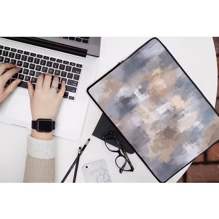 Penseelstreken - Schilderij - Beige laptophoes neopreen klein -bureau