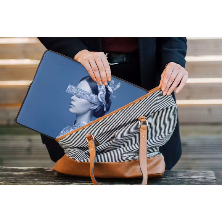 Portret - Klassiek - Wit - Blauw laptophoes neopreen klein -tas