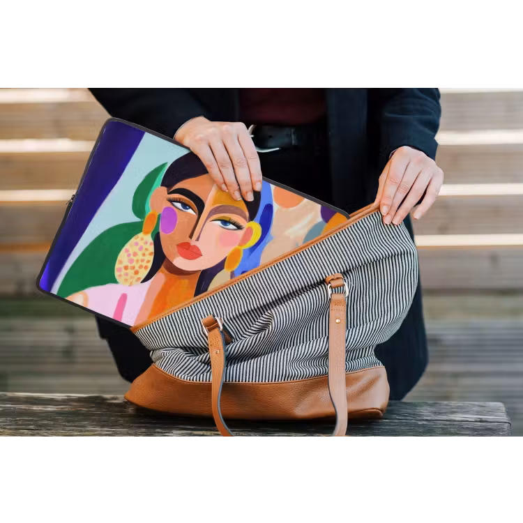 Portret - Vrouw - Modern laptophoes neopreen klein -tas
