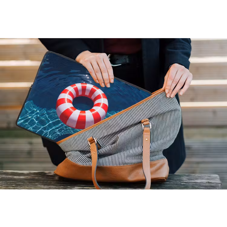 Recreatie - Water - Zomer - Rood - Wit laptophoes neopreen klein -tas