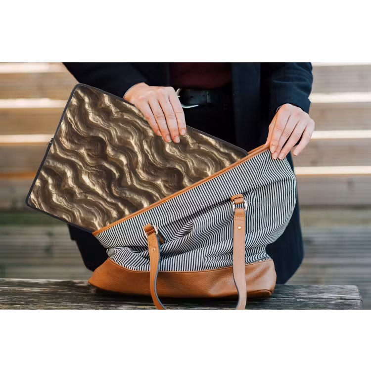 Reliëf - Golven - Abstract - Bronsgoud laptophoes neopreen klein 279 -tas
