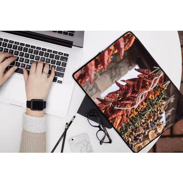 Laptophoes Rode pepers - Eten - Rode pepers - Eten laptophoes neopreen klein