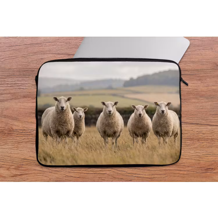 Schapen - Weidenlandschap - Heuvels laptophoes neopreen klein -tafel