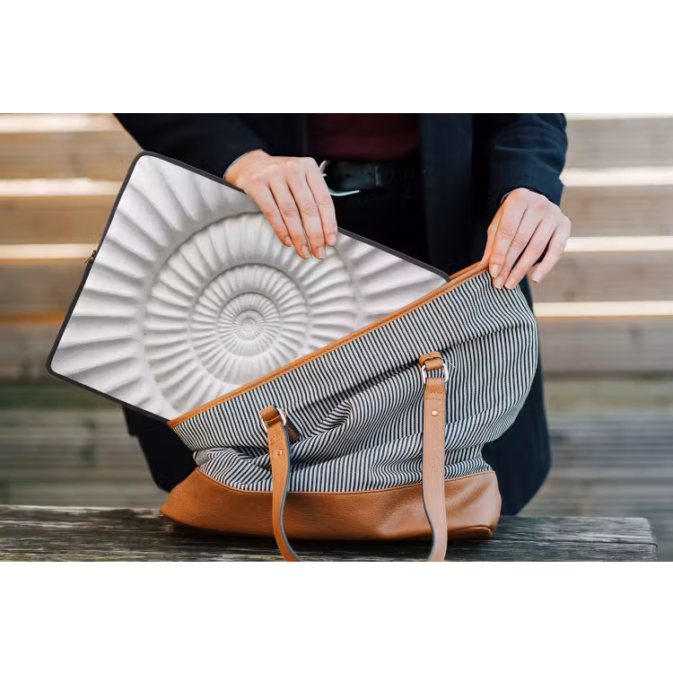 Schelp - Spiraal - Wit laptophoes neopreen klein -tas