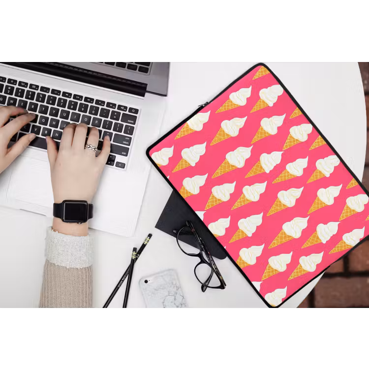 Softijs - Horentje - Roze laptophoes neopreen klein 279 -bureau