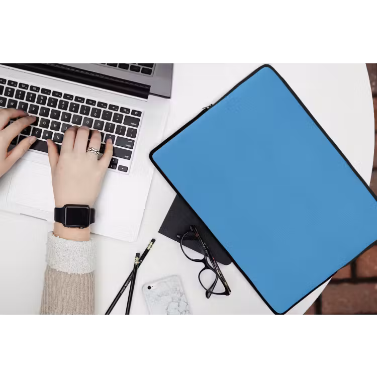 Steel - Blue - Blauw laptophoes neopreen klein 279 -bureau