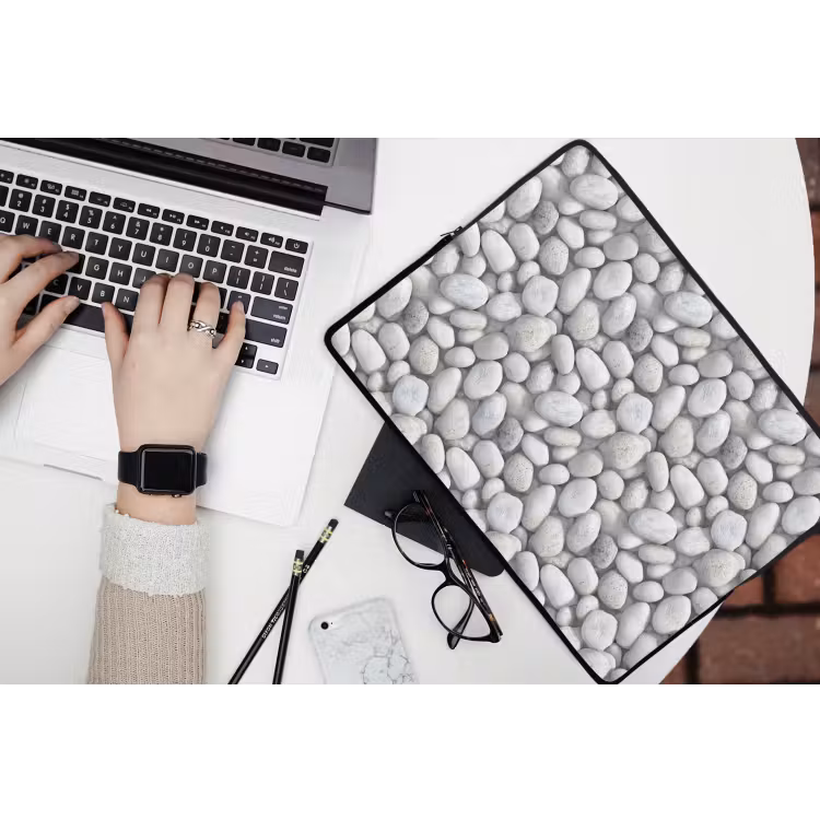 Steentjes - Grijs - Ovaal laptophoes neopreen klein 279 -bureau