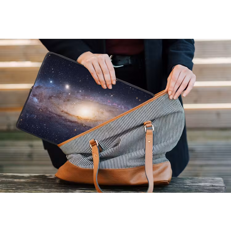 Laptophoes Sterrenstelsel - Ruimte - Kosmos - Sterrenstelsel - Ruimte - Kosmos laptophoes neopreen klein