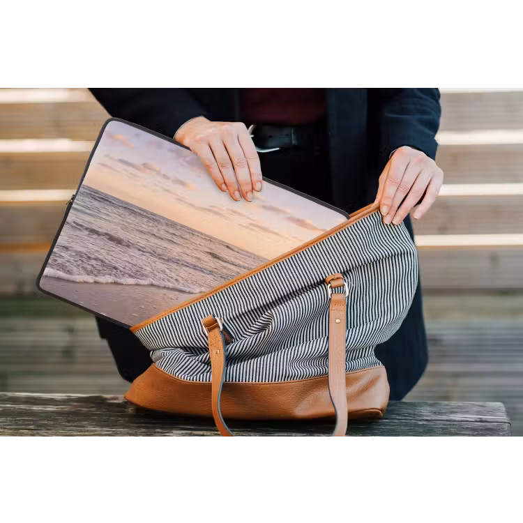 Strand - Branding - Wolken laptophoes neopreen klein -tas