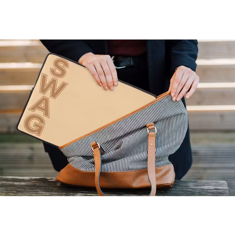 Swag - Bruin - Beige laptophoes neopreen klein -tas
