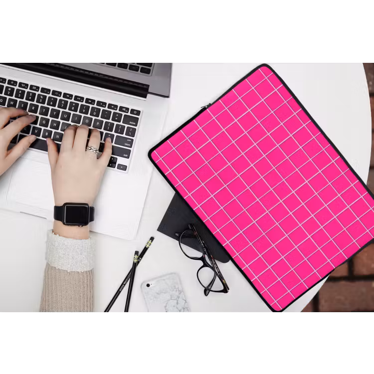 Tegels - Vierkant - Fuchsia laptophoes neopreen klein 279 -bureau