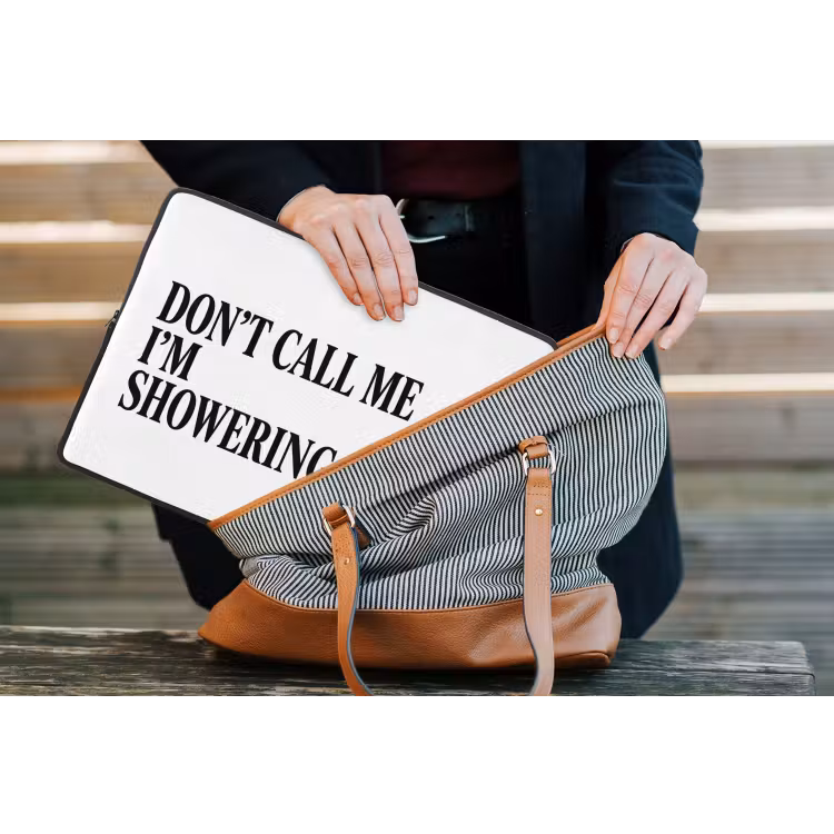 Tekst - Modern - Zwart - Wit laptophoes neopreen klein -tas