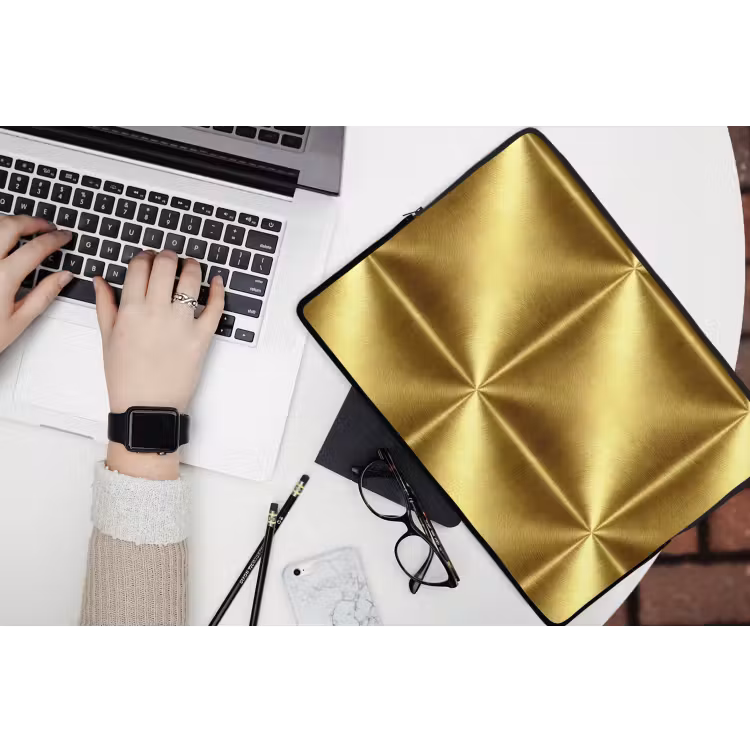 Textuur - Geborsteld Goud - Industrieel - Metallic laptophoes neopreen klein 279 -bureau