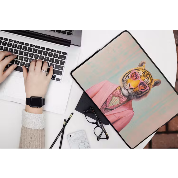 Tijger - Strik - Jasje - Roze laptophoes neopreen klein -bureau