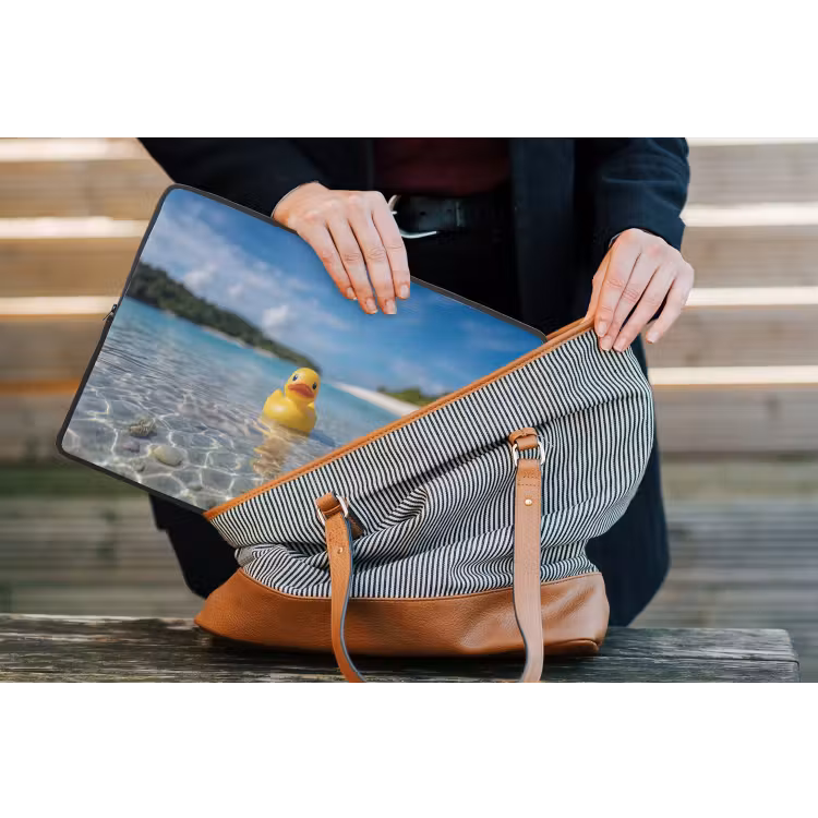 Tropisch - Badeend - geel laptophoes neopreen klein -tas