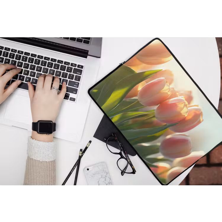 Tulpen - Roze - Zonnestralen laptophoes neopreen klein -bureau