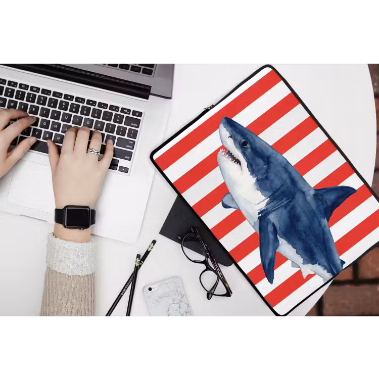 Vis - Haai - Zee - Illustratie - Blauw laptophoes neopreen klein -bureau