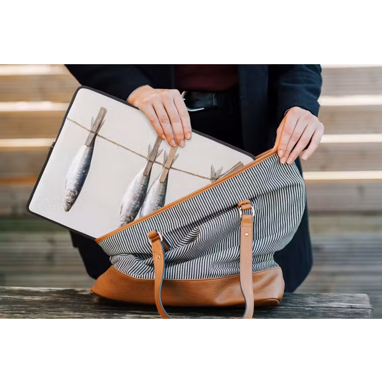 Laptophoes Vis - Hangend - Eten - Vis - Hangend - Eten laptophoes neopreen klein