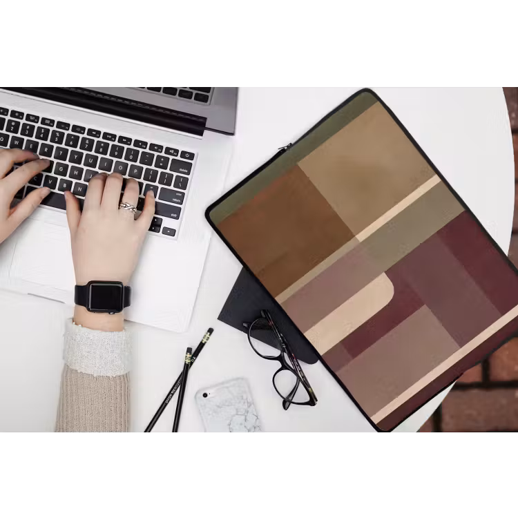 Vlakken - Abstract - Bordeaux - Lijnen laptophoes neopreen klein -bureau