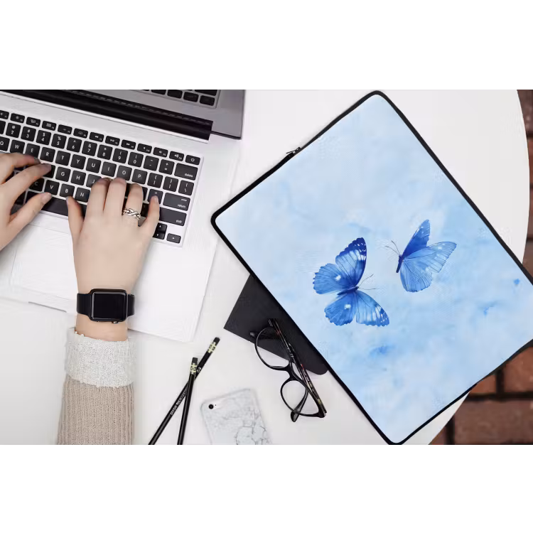 Vlinders - Sierlijk - Blauw laptophoes neopreen klein -bureau