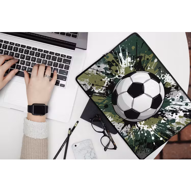 Voetbal - Verf - Spetters - Groen laptophoes neopreen klein -bureau