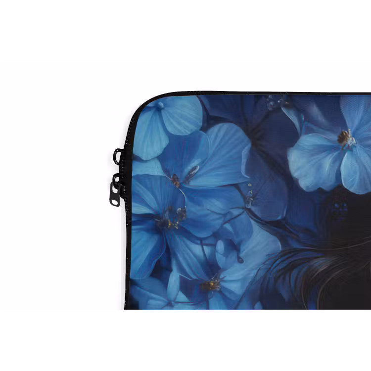 Vrouw - Blauw - Bloemen - Vlinders - Natuur laptophoes neopreen klein -detail