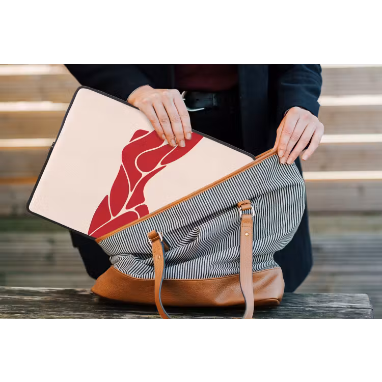 Vrouw - Figuur - Abstract - Modern - Rood laptophoes neopreen klein -tas
