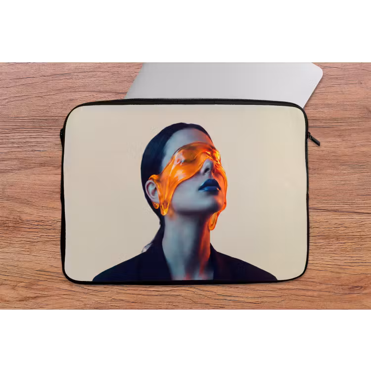 Vrouw - Oranje - Abstract - Modern - Kleurrijk laptophoes neopreen klein -tafel