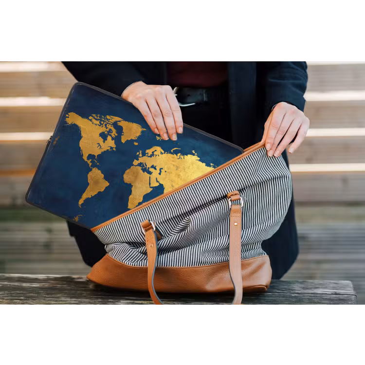 Wereldkaart - Goud - Donkerblauw laptophoes neopreen klein -tas