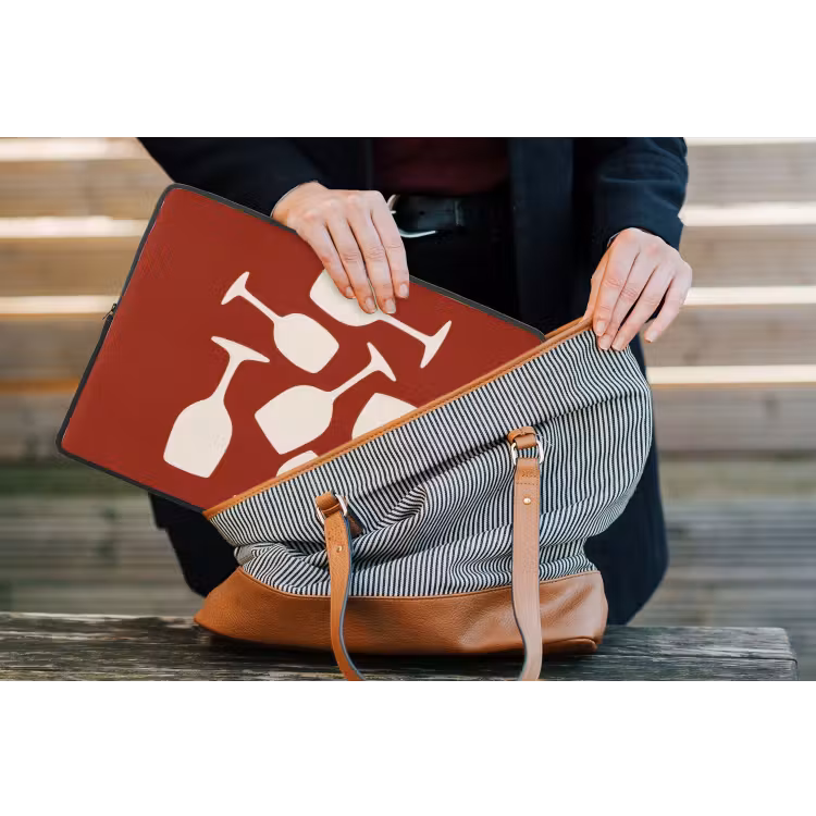 Wijnglazen - Silhouetten - Wit laptophoes neopreen klein -tas