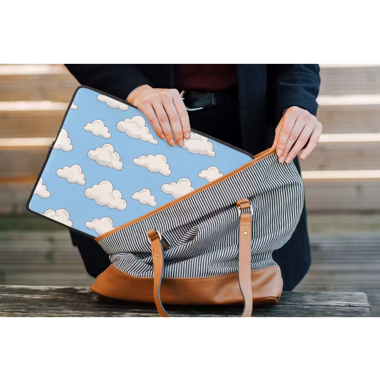 Wolk - Cartoon - Lucht - Blauw - Wit laptophoes neopreen klein -tas
