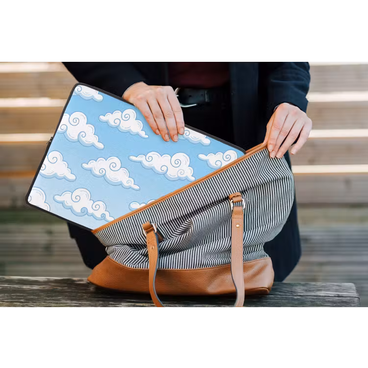 Wolk - Lucht - Cartoon - Blauw - Wit laptophoes neopreen klein -tas