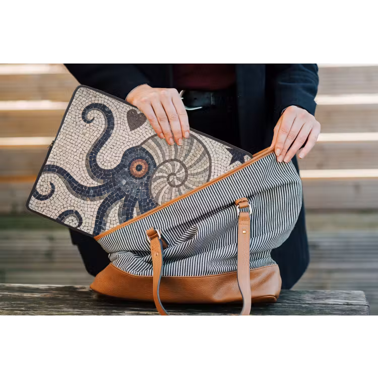 Zeeleven - Mozaïek - Kunst - Vintage - Beige laptophoes neopreen klein -tas