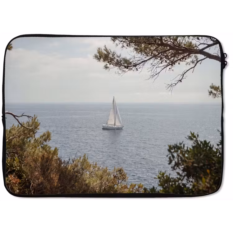 Laptophoes Zeilboot - bomen - water - Zeilboot - bomen - water laptophoes neopreen klein