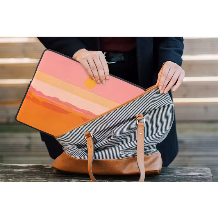 Zon - Abstract - Landschap - Oranje laptophoes neopreen klein -tas