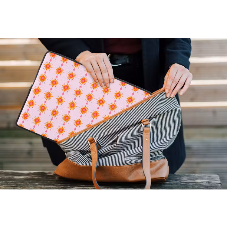 Zon - Motief - Roze laptophoes neopreen klein 279 -tas