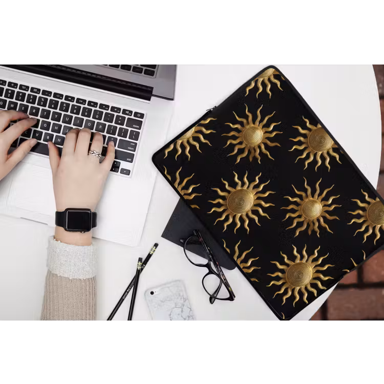 Zon - Patroon - Luxe - Goud - Zwart laptophoes neopreen klein 279 -bureau
