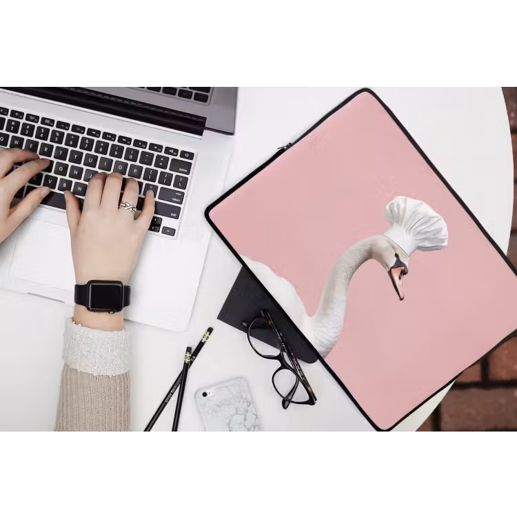 Zwaan - Koksmuts - Mooi - Klassiek laptophoes neopreen klein -bureau