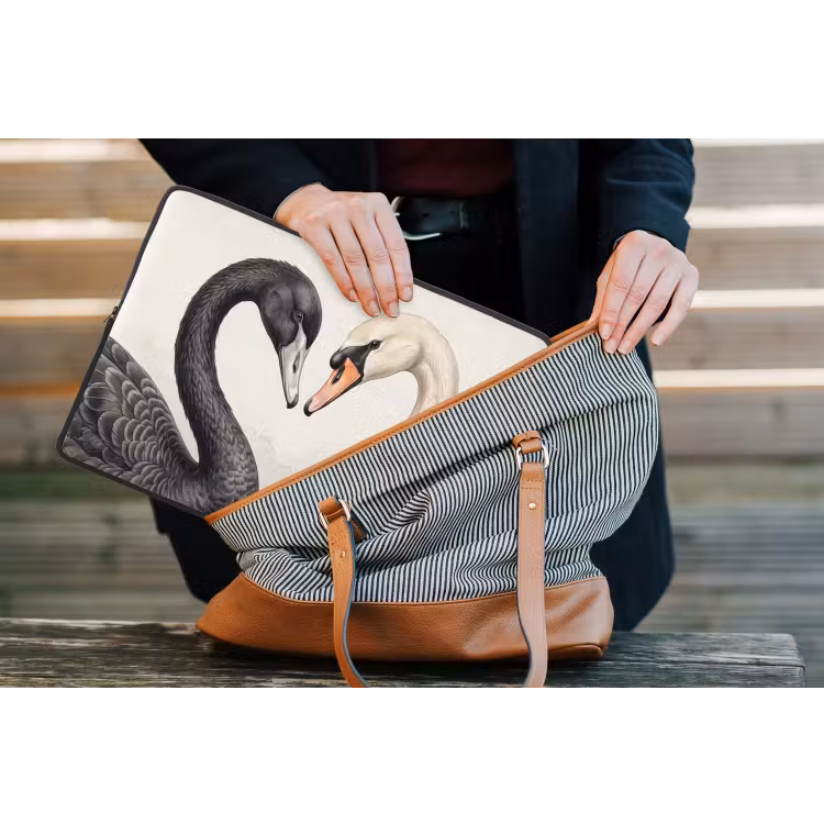 Zwanen - Hartvorm - Dieren laptophoes neopreen klein -tas