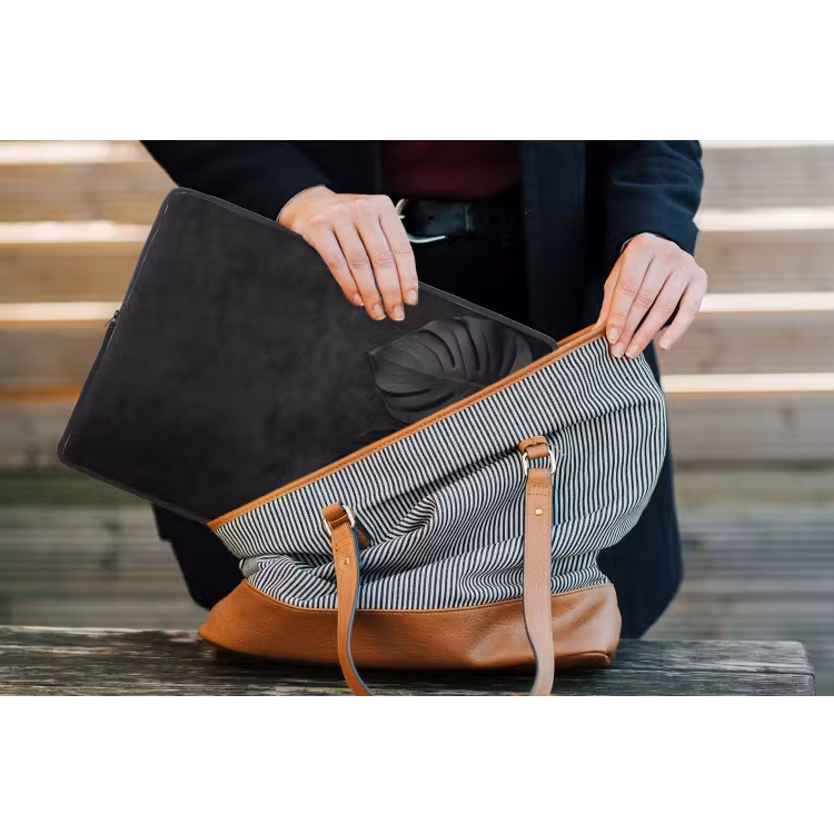 Zwart - Blad - Monstera laptophoes neopreen klein -tas