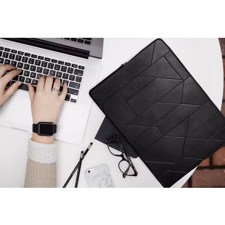 Zwart - Geometrisch - Tegeltjes laptophoes neopreen klein -bureau