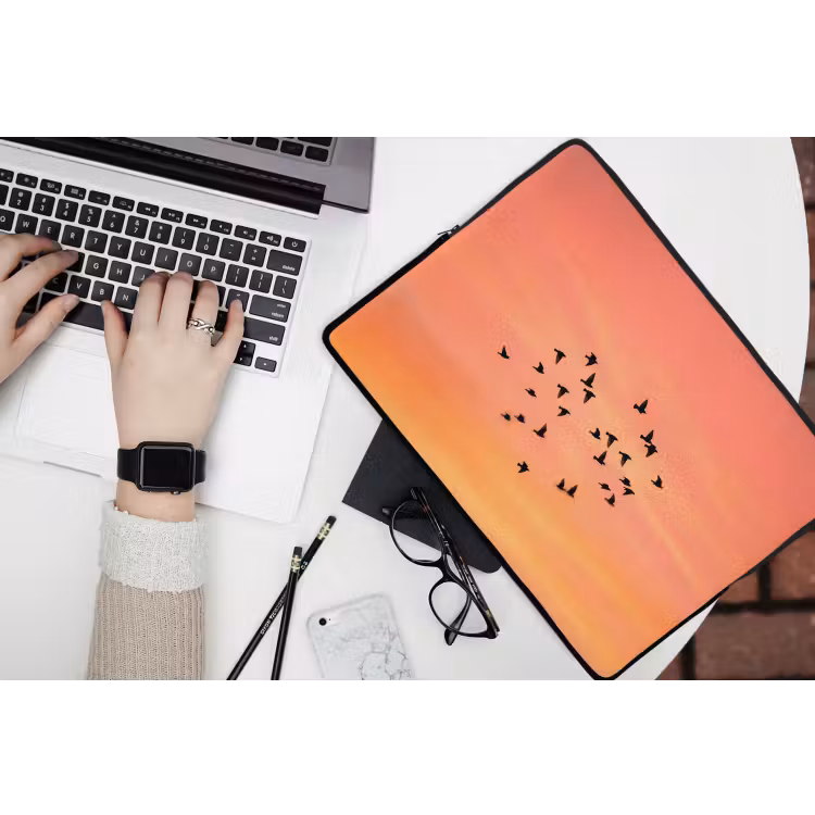 Zwerm - Vogels - Oranje laptophoes neopreen klein -bureau